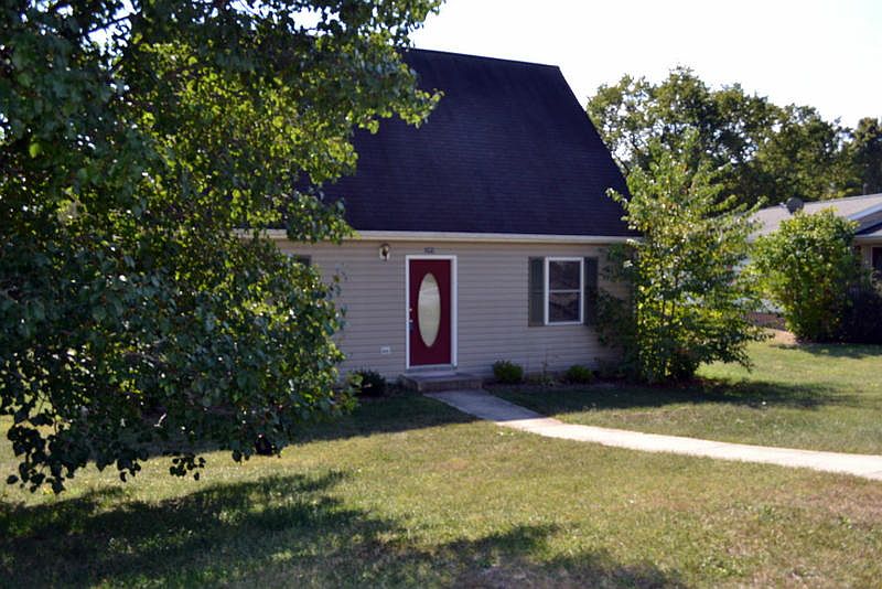 1st image of 245 Denny Ln
