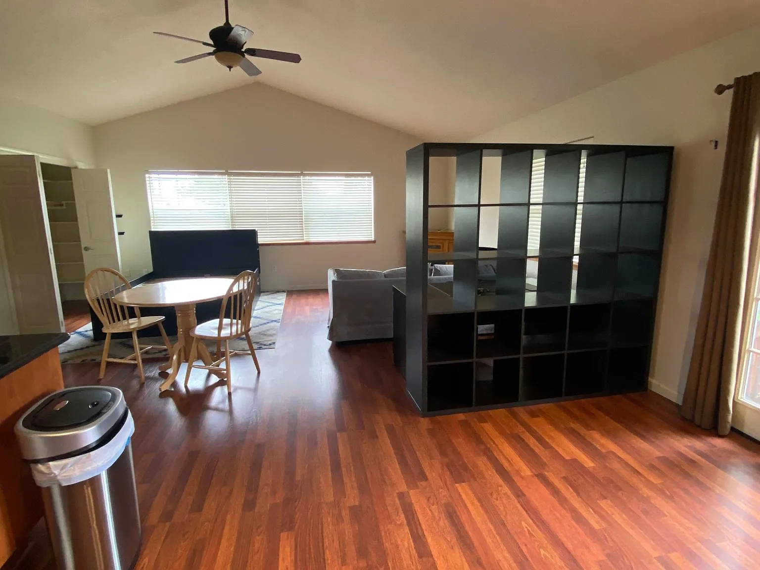 Studio, 576 sqft, $2,000 — Photo 4