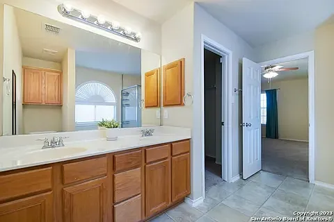 215 Redbird Cir — Photo 10