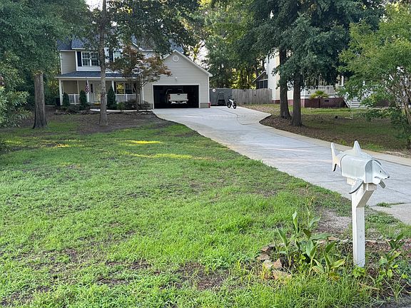 3rd image of 147 Bayshore Dr