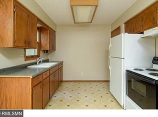 2227 Londin Ln, Saint Paul, MN 55119