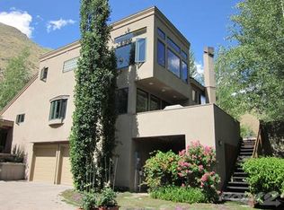 123 Sage Rd, Ketchum, ID 83340