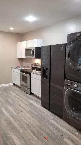 Full Kitchen
washer and dryer on both levels - 594 Buckley St