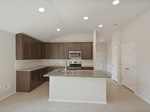 5th image of 21715 Crystal Way