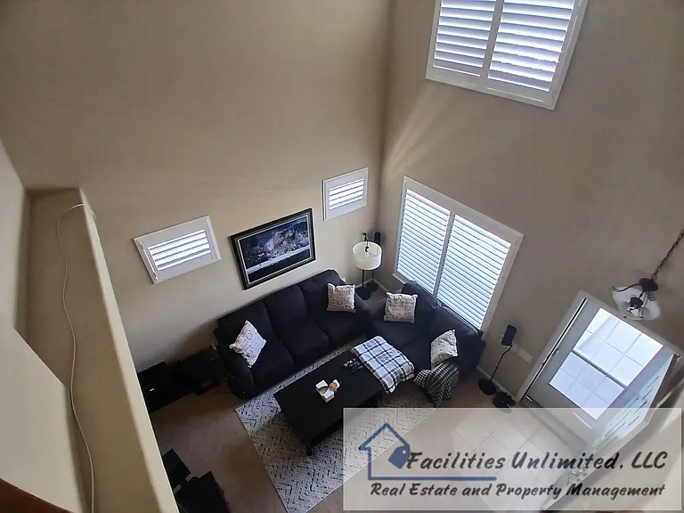 3145 New Castle Dr — Photo 16