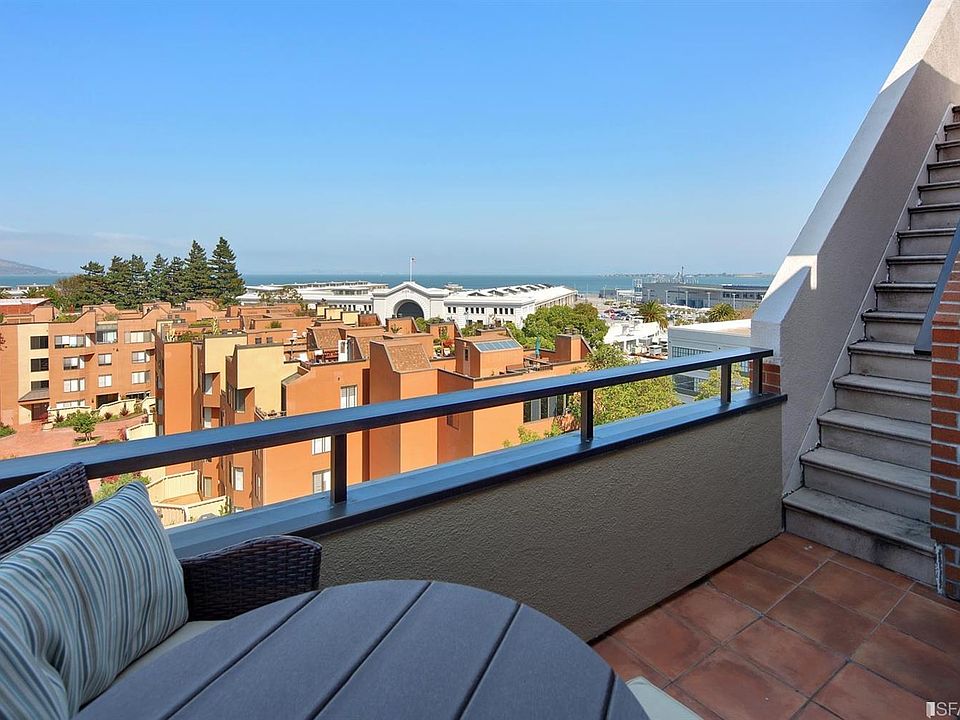 1st image of 101 Lombard St APT 402E