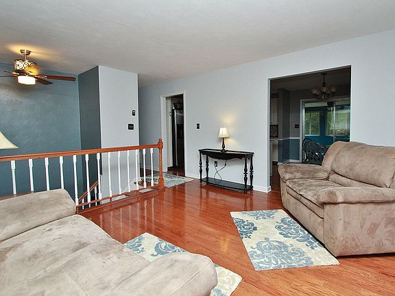 4th image of 541 Ingal Blvd