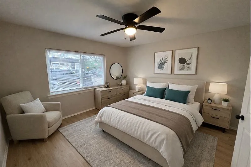 MacArthur Apartments — Photo 2