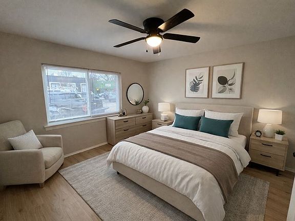 2nd image of 4014 Macarthur Ave APT H