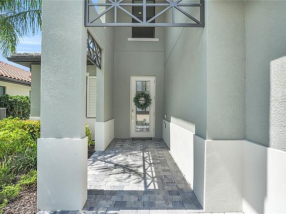 2nd image of 10043 Florence CIR