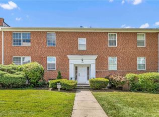 3279 Warrensville Center Rd APT 3A, Shaker Heights, OH 44122