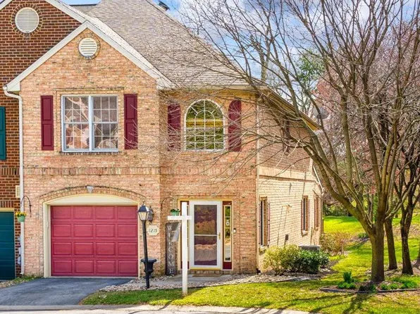 1215 Lindsay Ln, Hagerstown, MD 21742