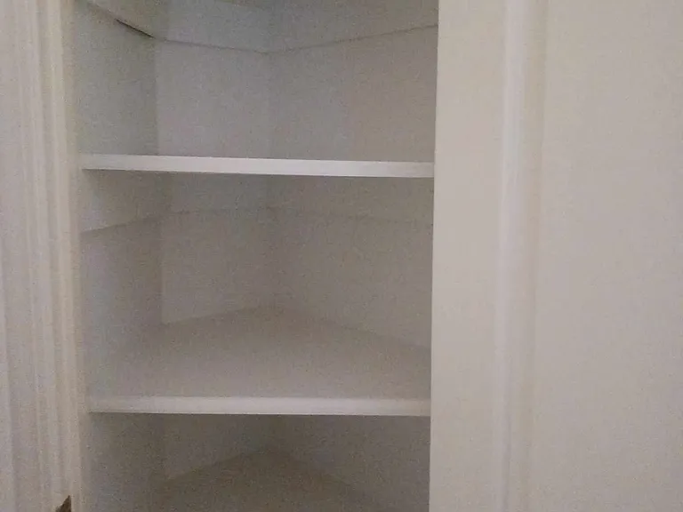 Sunset Place Apartments — Photo 7