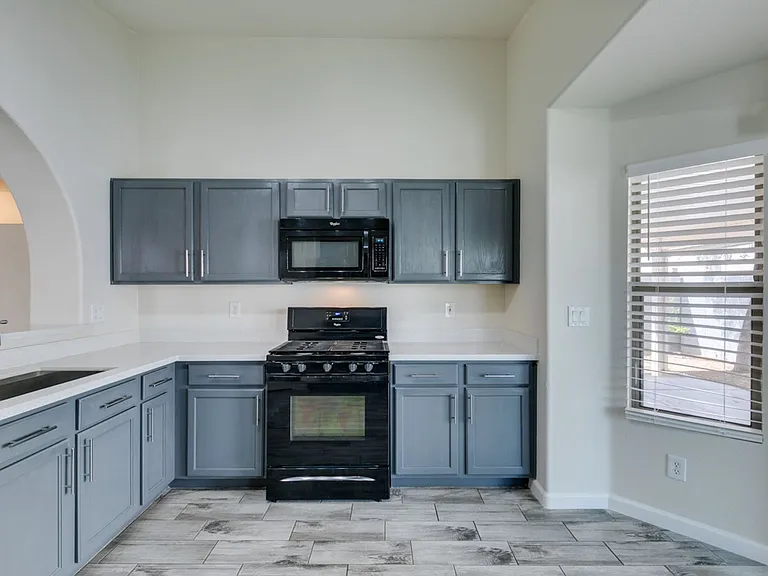 6763 Bison Creek St — Photo 33