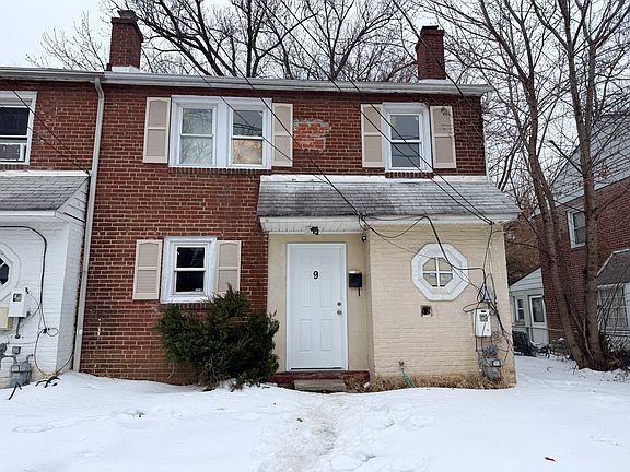 3rd image of 9 N Rodney Dr
