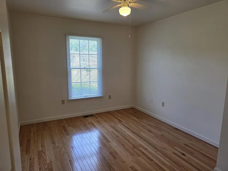 6300 White Cove Dr — Photo 6