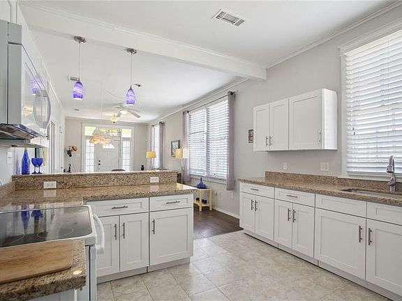 5th image of 1717 Painters St