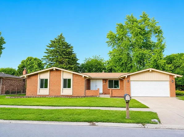 39232 Donahue Dr, Clinton Township, MI 48038