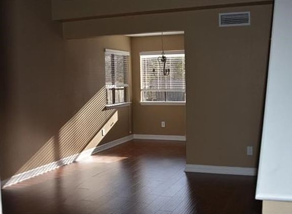 5th image of 7003 Winedale Dr #B