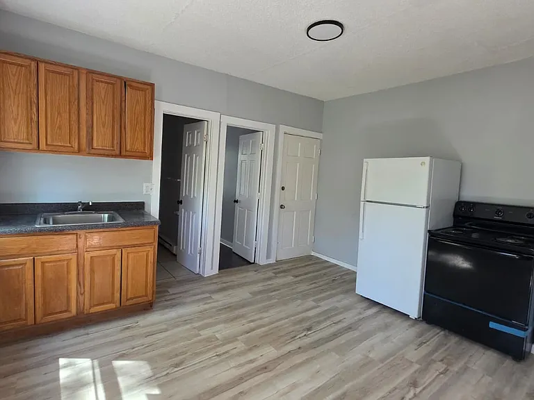 118 Shepard St #B-L — Photo 4