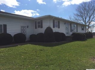 22054 Fillmore Rd, Cascade, IA 52033