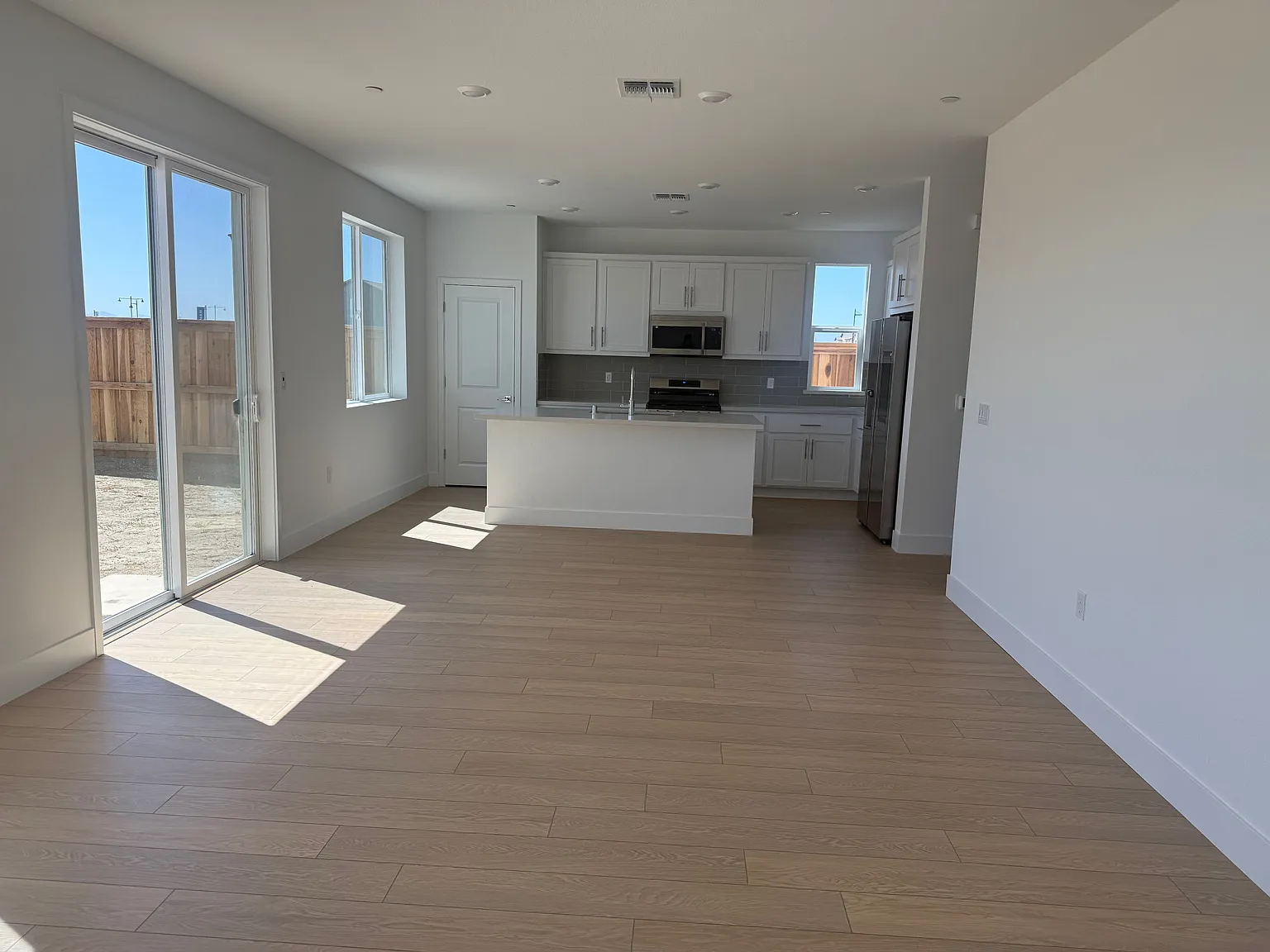 Eagle Ln, Lathrop — Photo 2