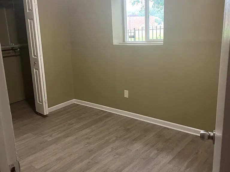 801 S Medford Cir #1 — Photo 5