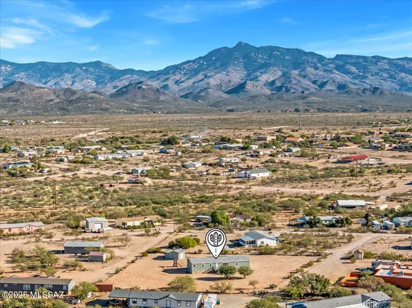 13669 S Hound Dog Rd, Vail, AZ 85641