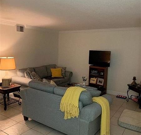 3rd image of 1494 The Pointe Dr #1494