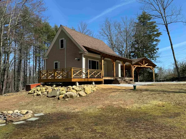 8 Blackman Road, Chichester, NH 03258