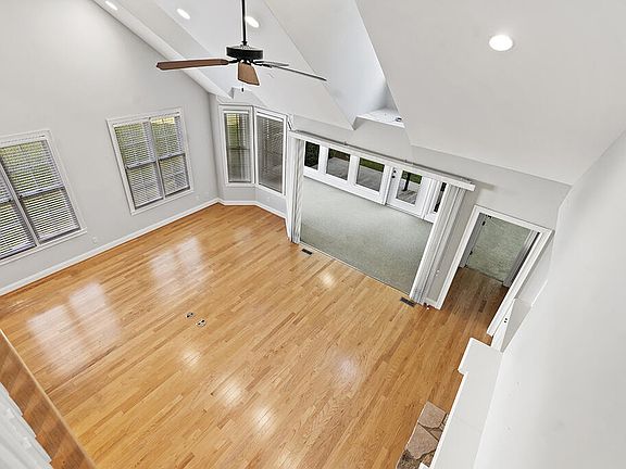 4th image of 316 Arsenal Dr