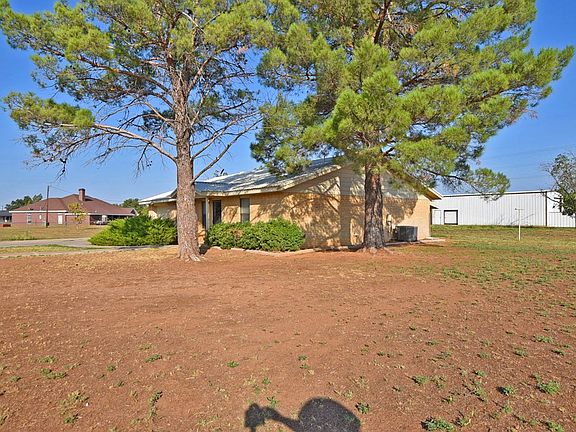 3rd image of 10252 W Sandell Ct