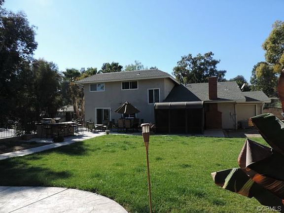 4th image of 15371 Hawthorn Ave