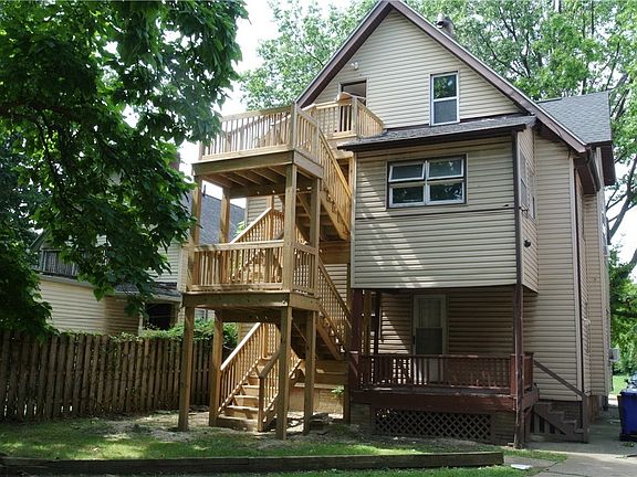 3rd image of 381 E 152nd St