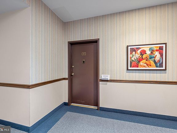 4th image of 12319 Stonehaven Ln #22