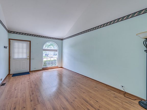 4th image of 2016 Muirfield Cir