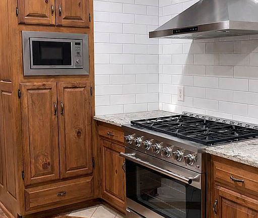 5th image of 913 Holley Lake Rd