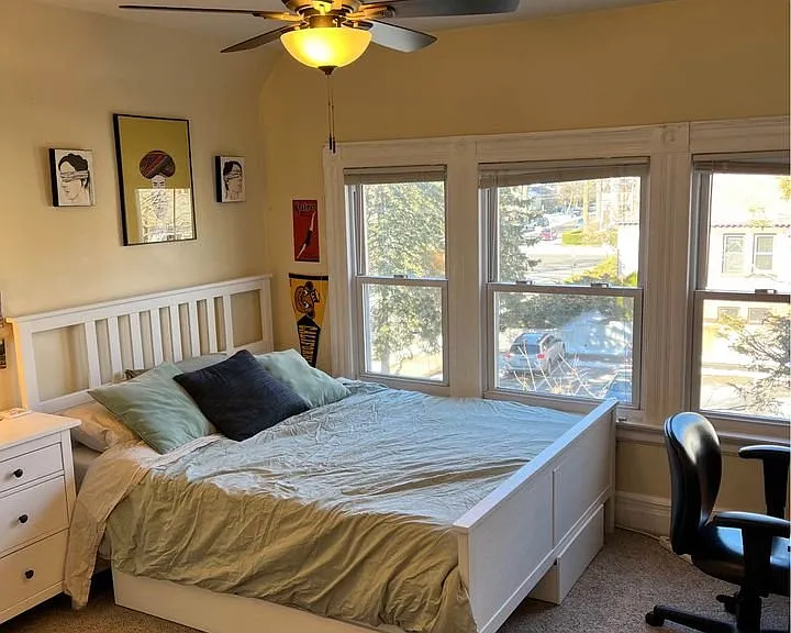 253 Lawrence St #3 — Photo 8