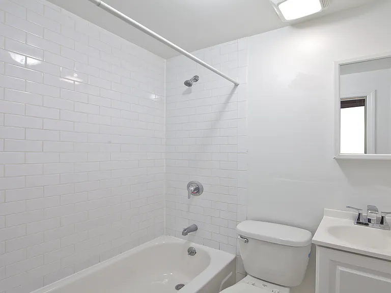 13 Essex St #18 — Photo 5