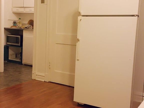 4th image of 4066 Lindell Blvd APT 409