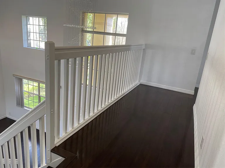 338 Cambridge Dr — Photo 11