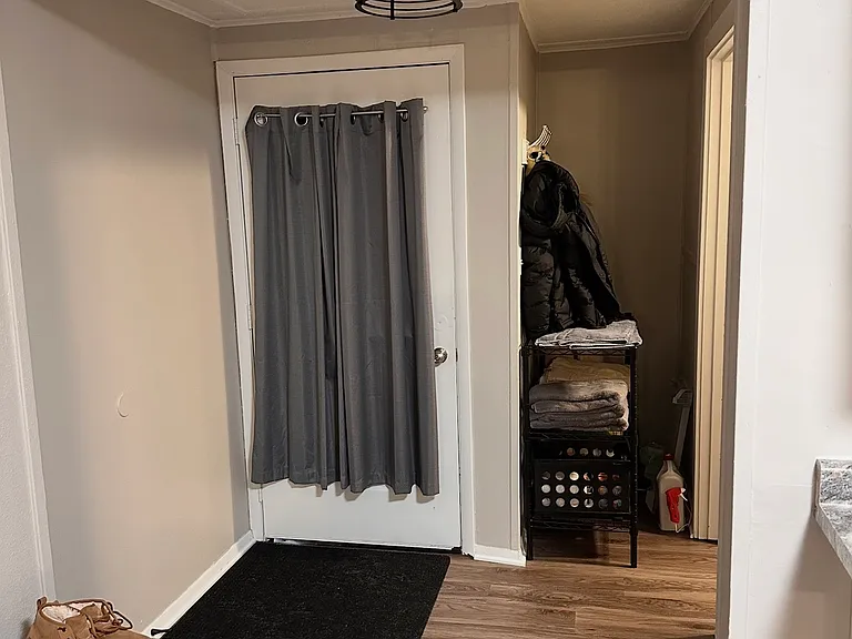 710 Bishop Ave #W — Photo 5
