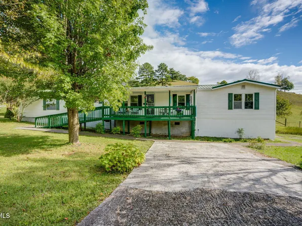 1545 Chimney Top Loop, Fall Branch, TN 37656