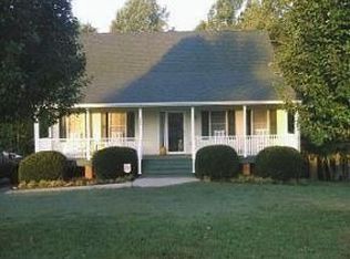 330 Smoketree Ln, Lynchburg, VA 24502