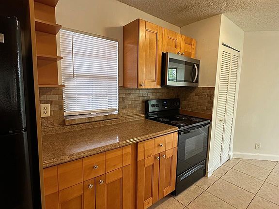 2nd image of 3100 N Pine Island Rd APT 404