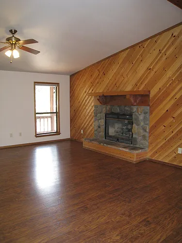 304 Swallow Dr Photo 1