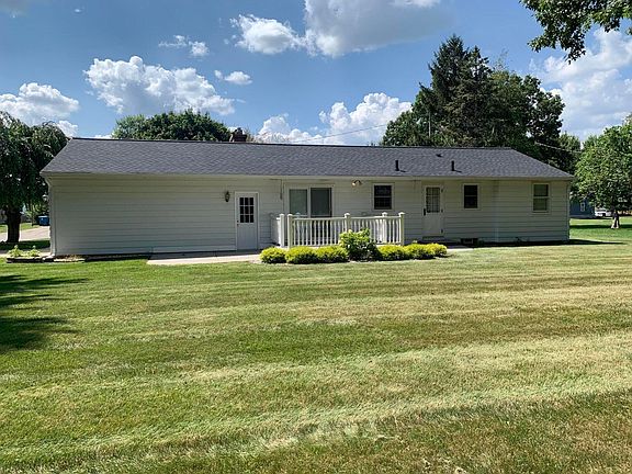 5th image of 656 Fairway Dr NW