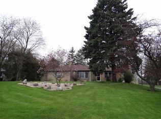 3048 Newman Rd N, Racine, WI 53406