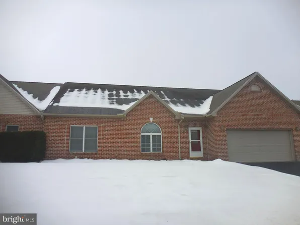 52 Hickory St, Palmyra, PA 17078