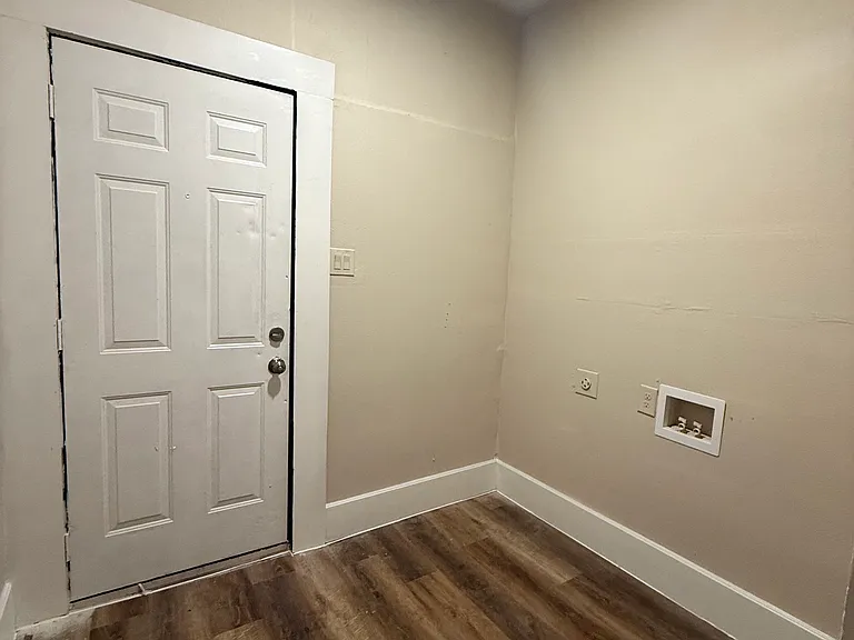 5211 S Malcolm X Blvd — Photo 2
